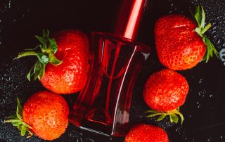 perfume with the scent of strawberries